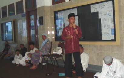 Da’i Cilik Isi Tausiah Buka Puasa IBI Darmajaya