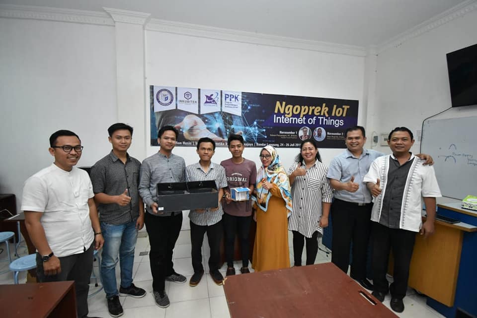 Mahasiswa Darmajaya Belajar Ngoprek Game, IoT dan Mobile Aplikasi